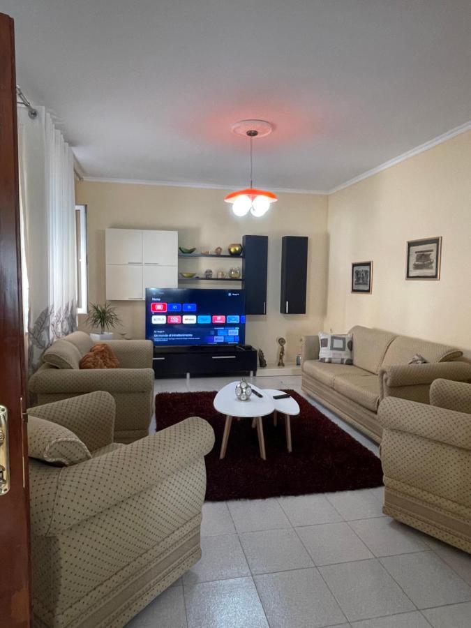 Guest House Tirana Exterior foto